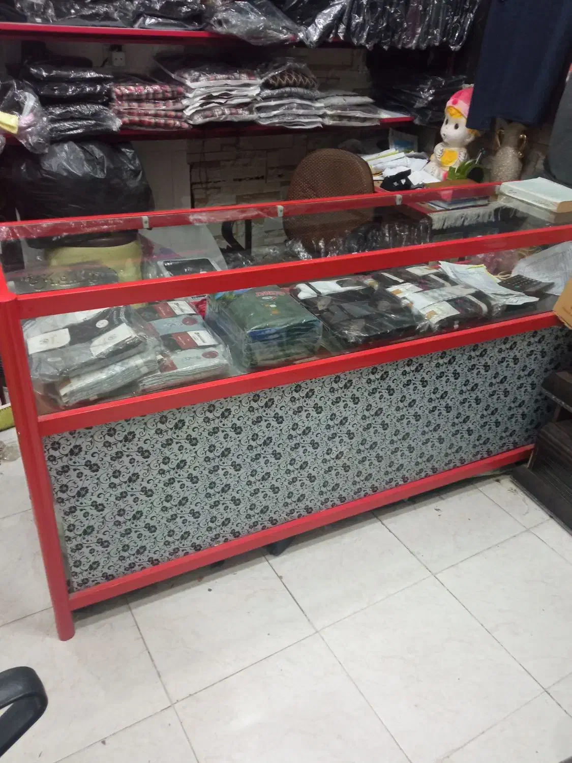 فروش میز پروب صندلی ویترین|فروشگاه و مغازه|میانه, |دیوار