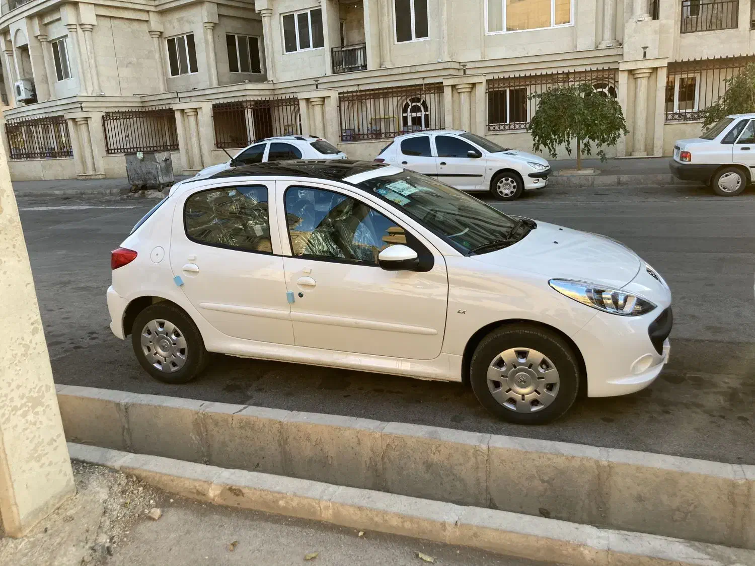 207پانا خشک|خودرو سواری و وانت|قزوین, |دیوار