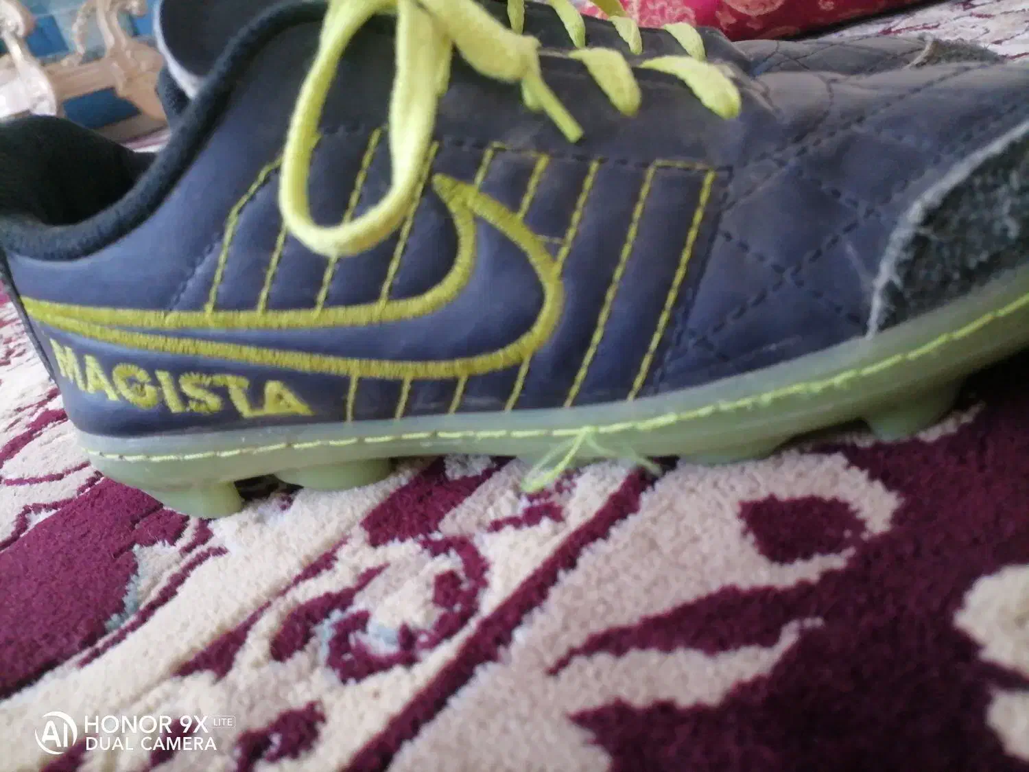 کفش چمن|کیف، کفش، کمربند|سبزوار, کهنه آب|دیوار