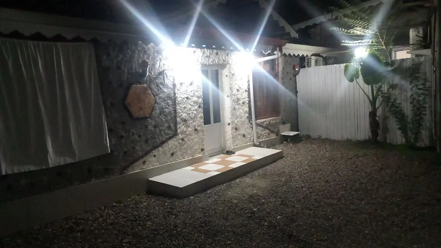 سوییت یه خوابه دربست|اجارهٔ کوتاه‌مدت ویلا و باغ|فومن, |دیوار