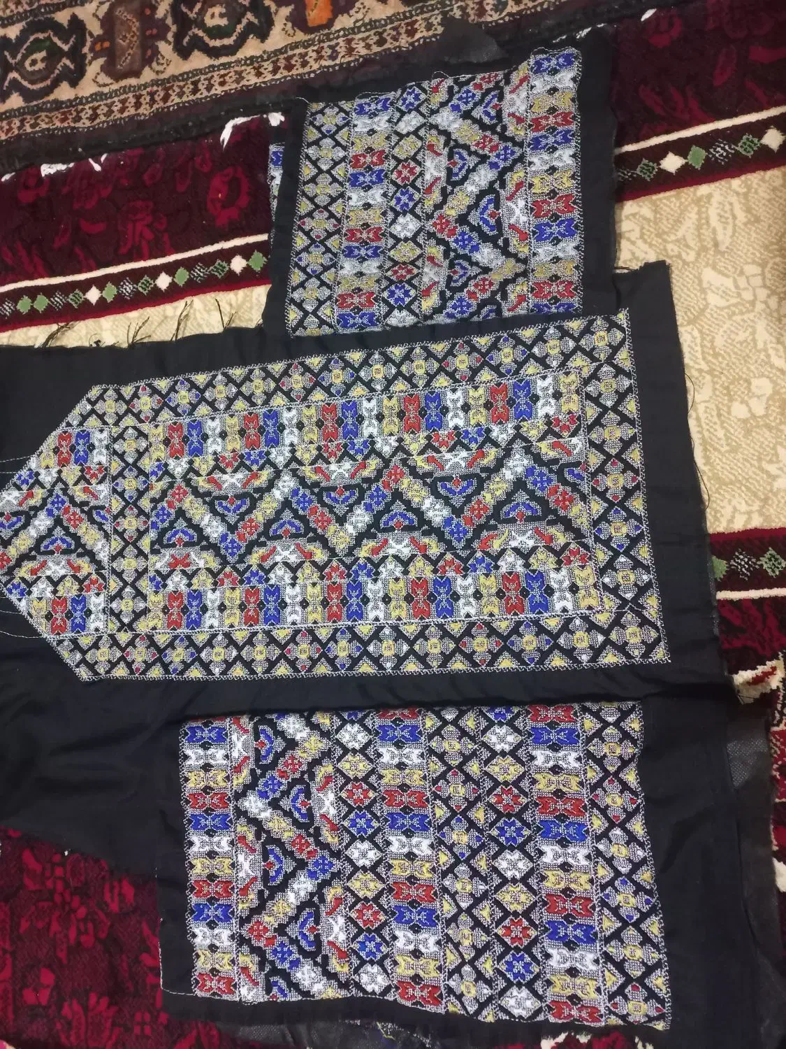 سوزن دوزی|صنایع دستی و سایر لوازم تزئینی|نهبندان, |دیوار