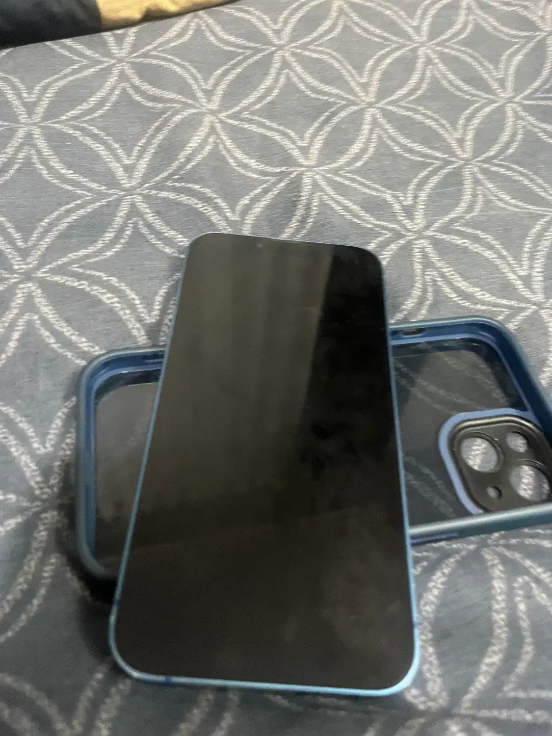 ایفون ۱۳|موبایل|قم, نیروگاه|دیوار