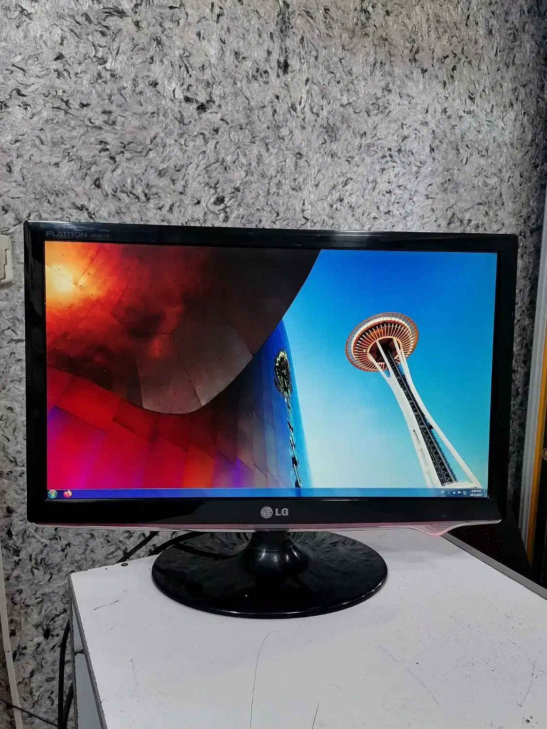 مانیتور 22 اینچ LG|قطعات و لوازم جانبی رایانه|ایلام, |دیوار