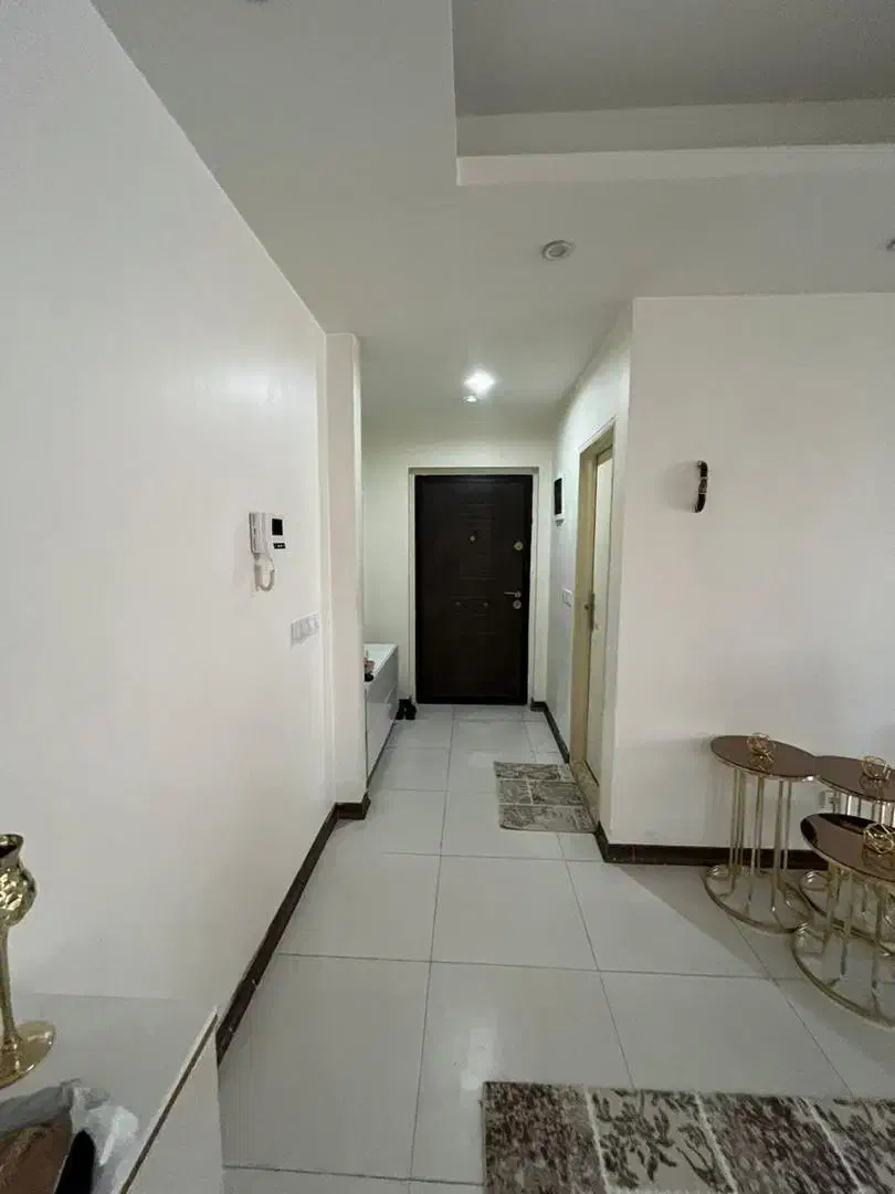 ۱۱۰ متر دو خواب/نوساز/نقشه بدون پرت