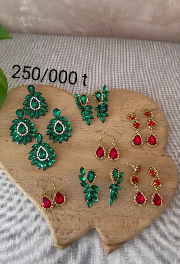 گوشواره های نگین سنگی|بدلیجات|مشهد, ادیب نیشابوری (شهرک غرب)|دیوار