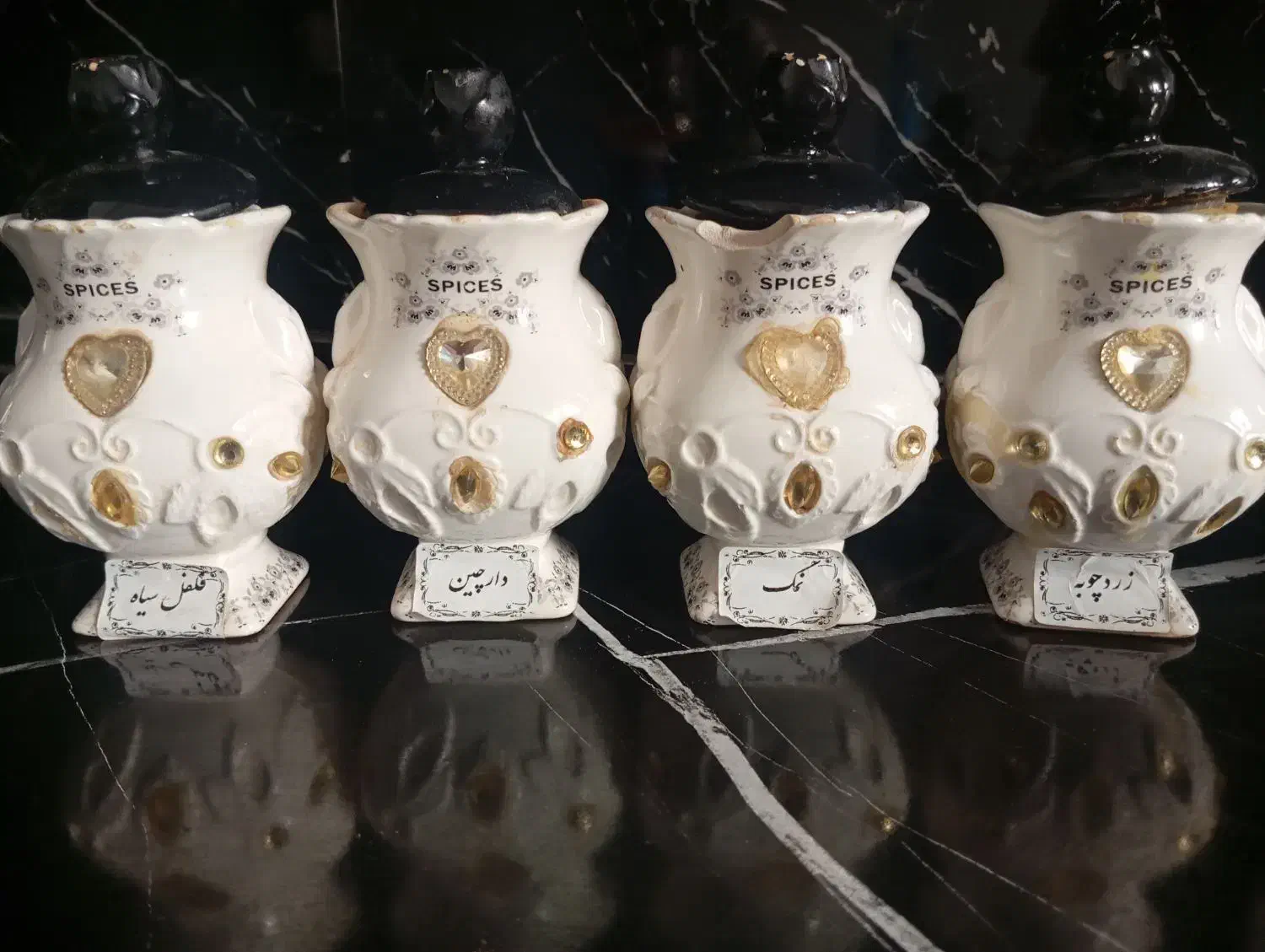 وسایل خانه|رختخواب، بالش، پتو|همدان, |دیوار