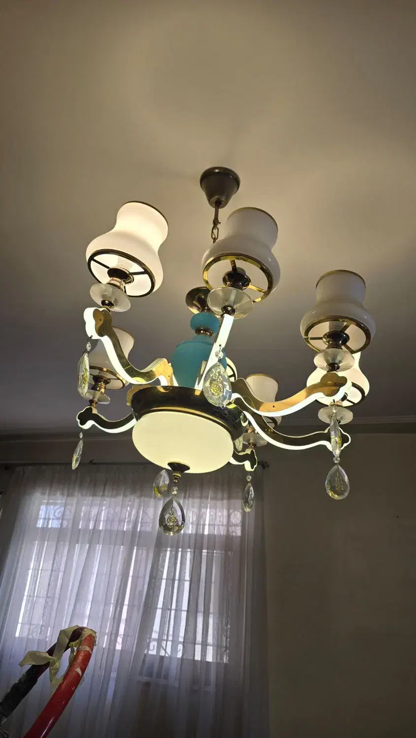 دو عدد لوستر پذیرایی یا سالن آرایش|لوستر و چراغ آویز|شیراز, دینکان|دیوار