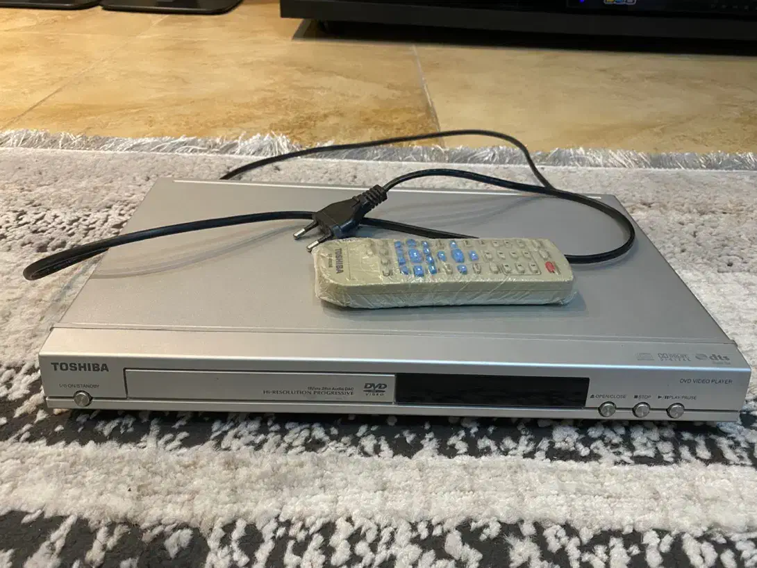 DVD مارک توشیبا|پخش‌کننده DVD و ویدیو|رشت, سعدی (تختی)|دیوار
