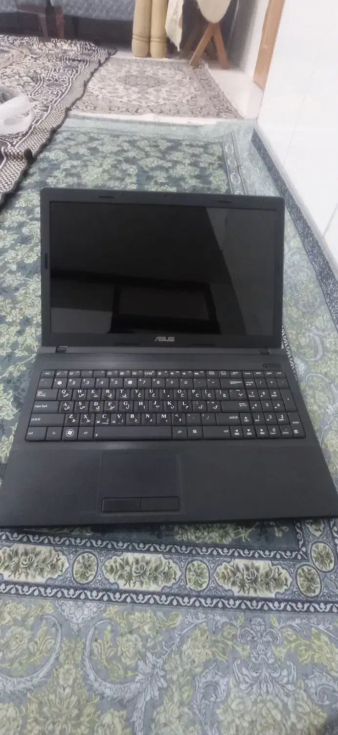 فروش لپ تاب ترو تمیز زیاد باش کار نکردم|رایانه همراه|اصفهان, کوی گلزار|دیوار