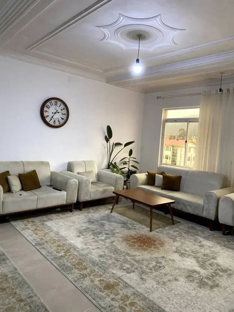 مبل راحتی|مبلمان خانگی و میز عسلی|تالش, هشتپر|دیوار