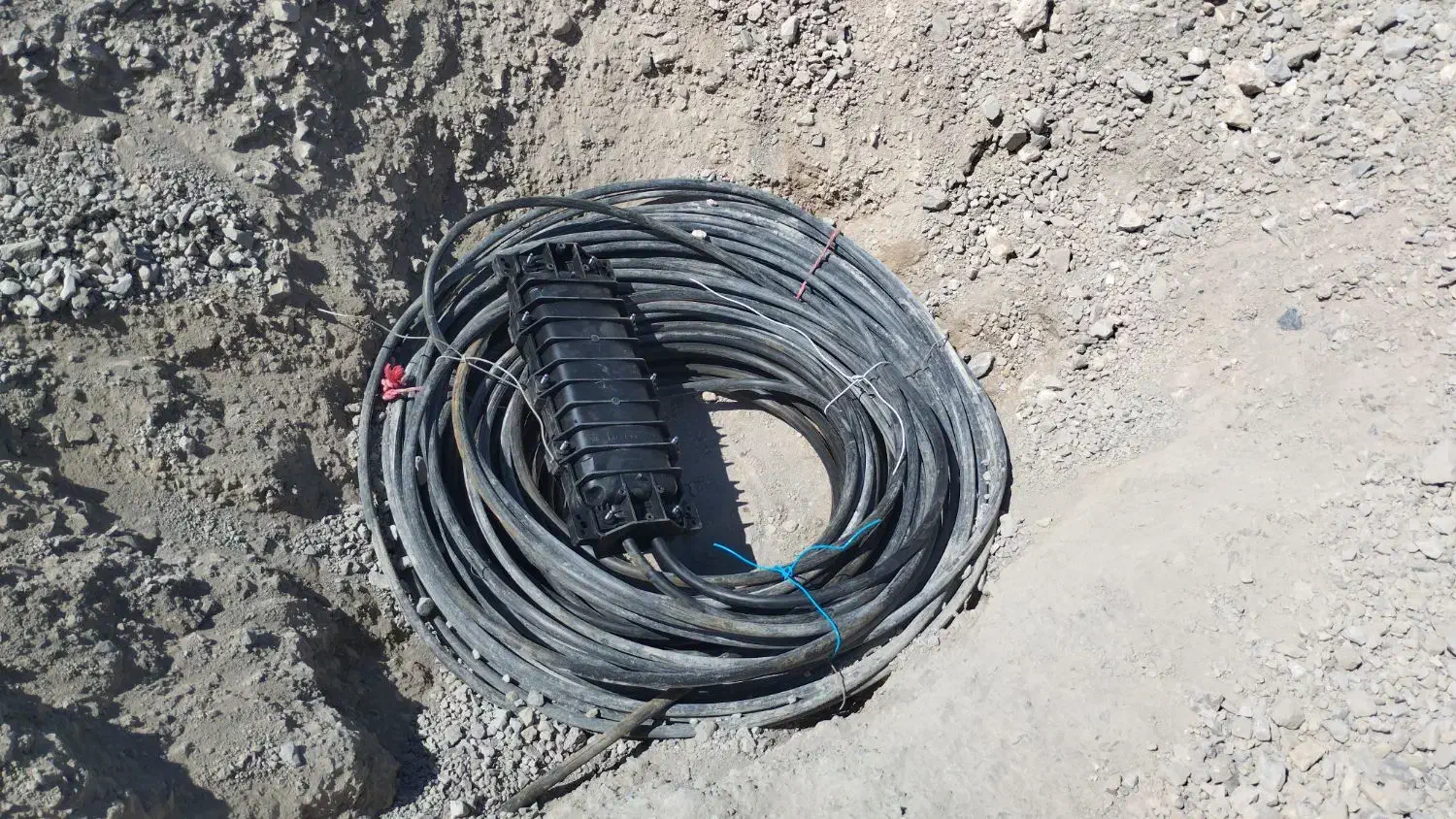 فیوژن فیبر نوری،رفع خرابی با دستگاه OTDR،مفصل بندی|مودم و تجهیزات شبکه|تهران, فدک|دیوار