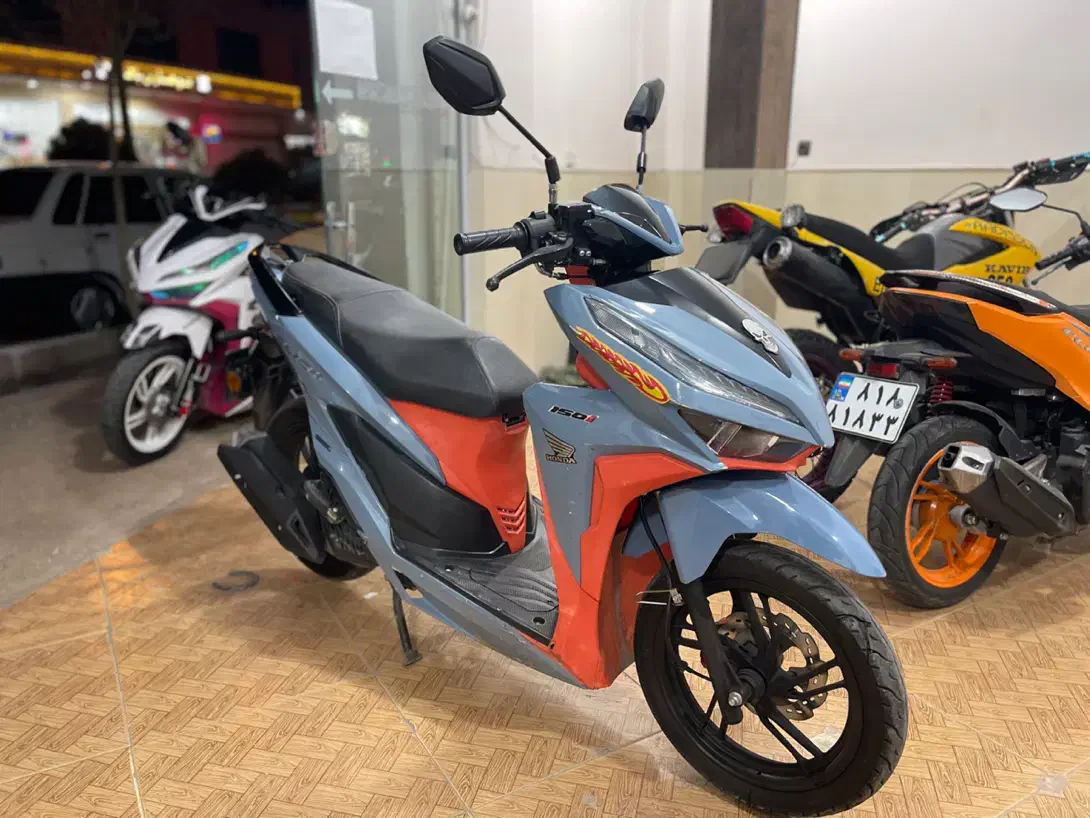 کلیک مدل ۱۴۰۱|موتورسیکلت|رفسنجان, |دیوار