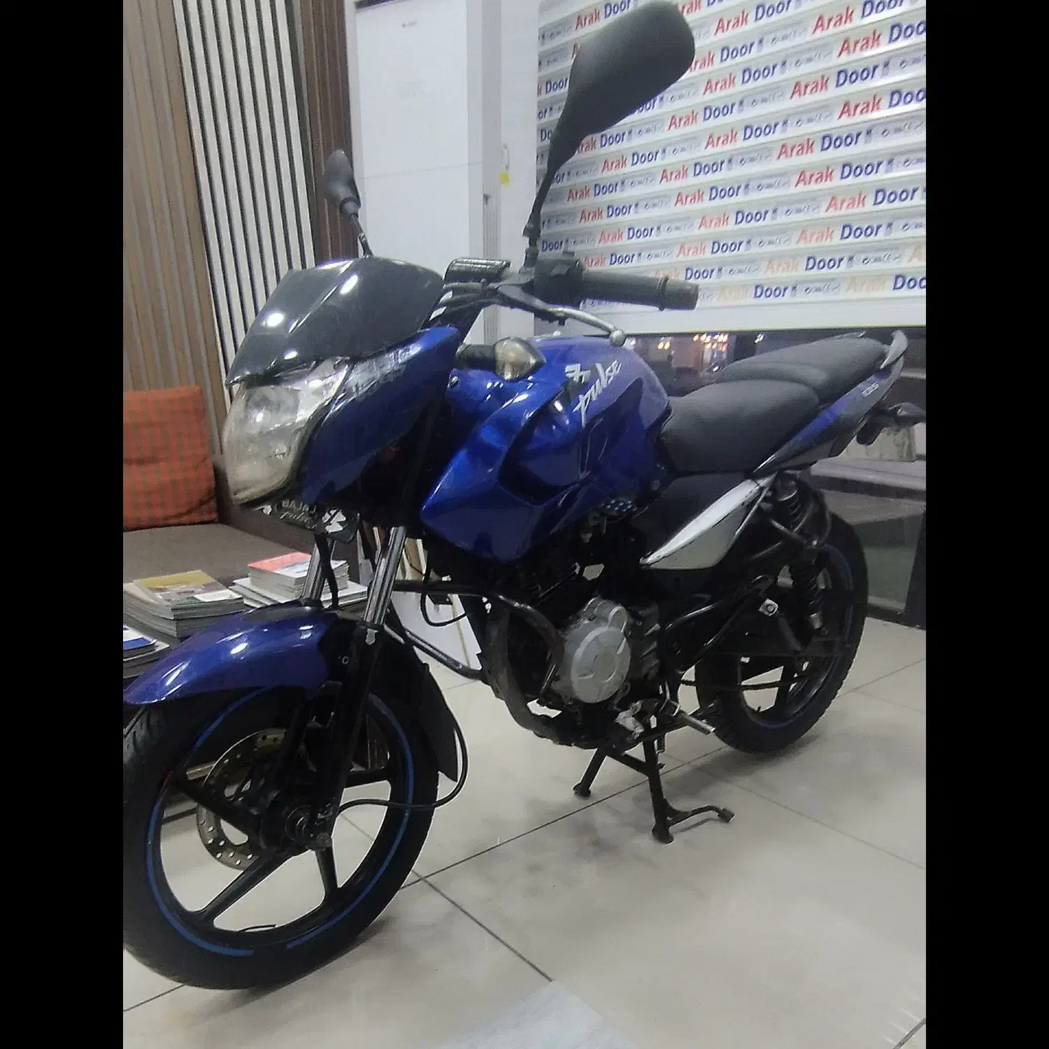 موتور باجاج پالس ۱۳۵|موتورسیکلت|بندرعباس, |دیوار