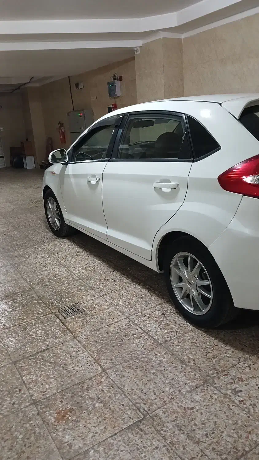 ام وی ام ۳۱۵ سفید بدون رنگ|خودرو سواری و وانت|رشت, یخسازی|دیوار