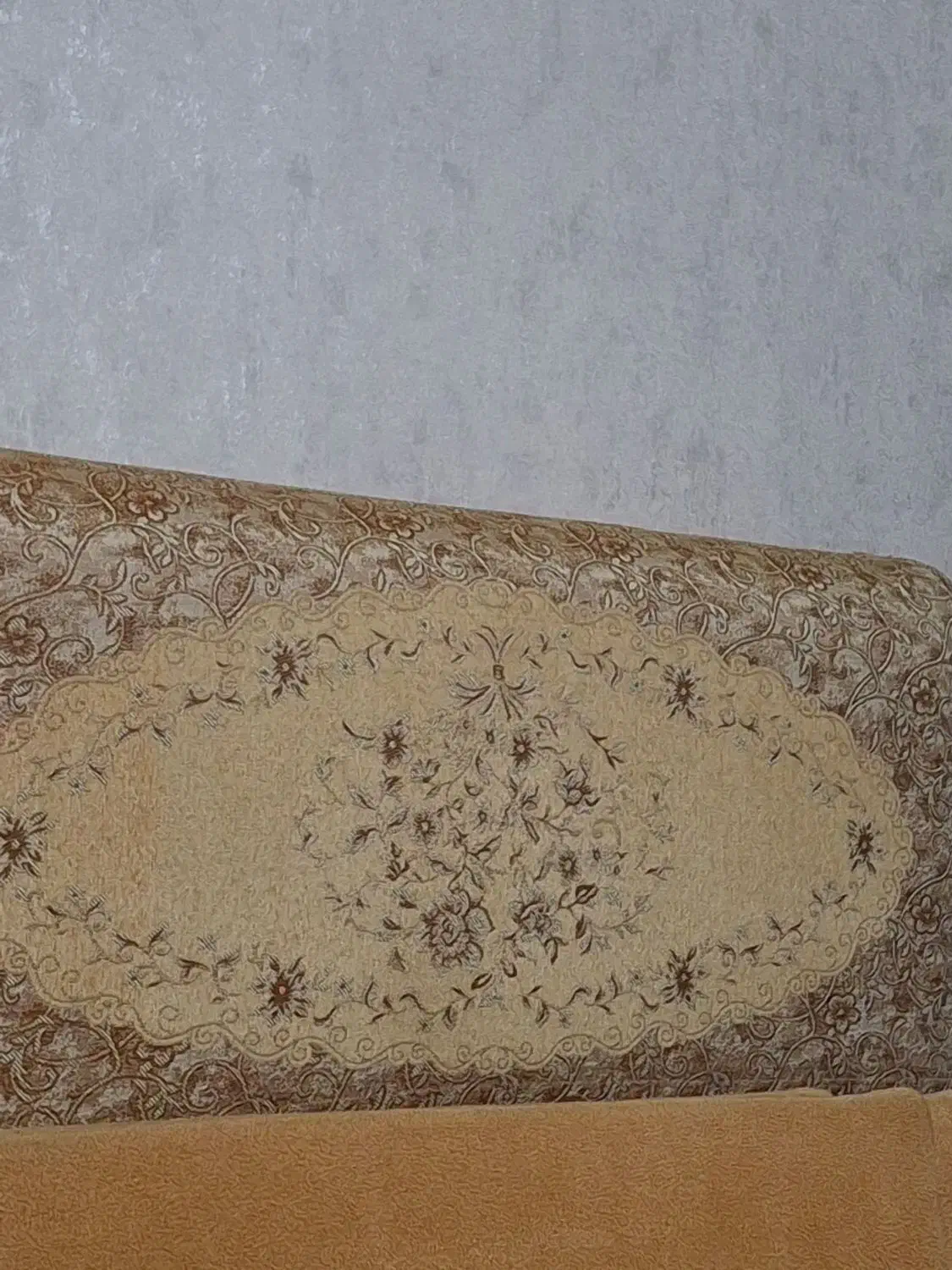 دو عدد پشتی تمیز در حدنو|پشتی|شوشتر, |دیوار