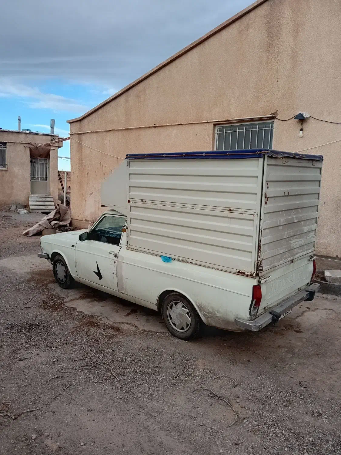 وانت ۸۴ بیرنگ|خودرو سواری و وانت|اسفرورین, |دیوار