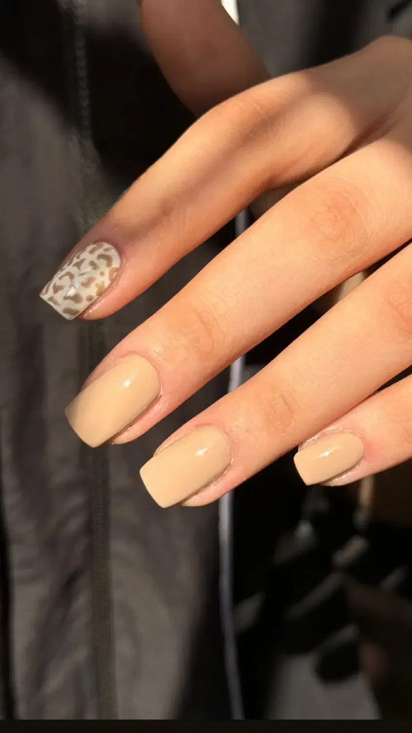 خدمات وآموزش کاشت ناخن وپارافین تراپی|خدمات آرایشگری و زیبایی|شاهینشهر, سعدی جنوبی|دیوار