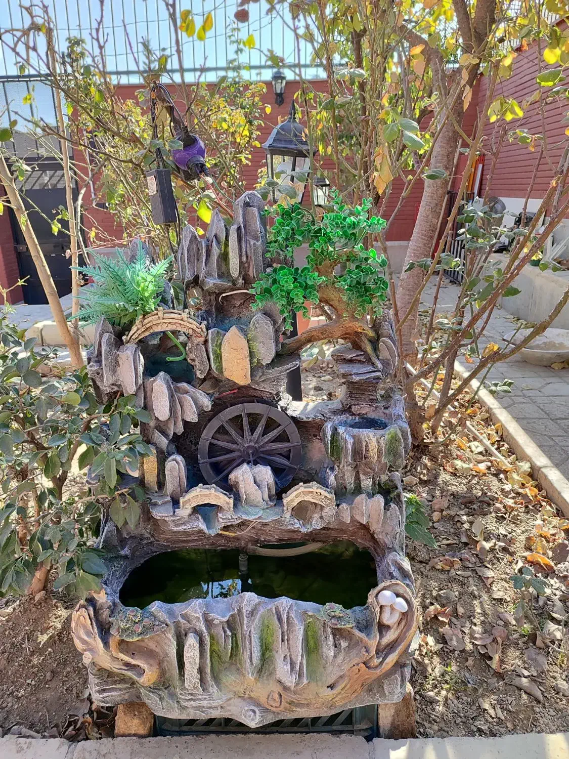 آبنما آبشاری بزرگ سالم|مجسمه، تندیس، ماکت|پردیس, فاز ۳|دیوار