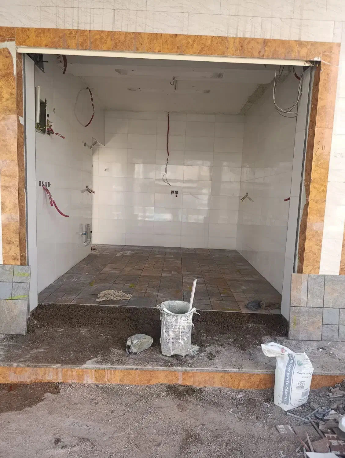 کاشی کاشیکاری سرامیک کف سنگ فرش|خدمات پیشه و مهارت|دزفول, |دیوار