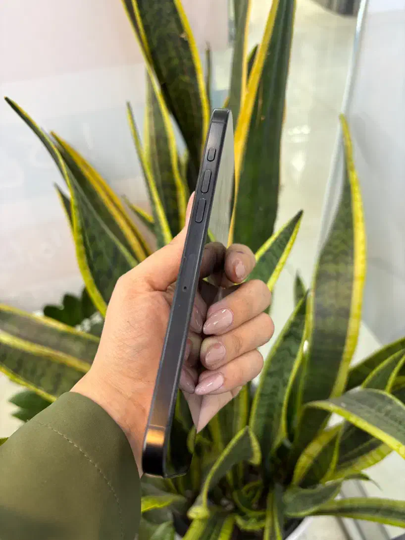 iPhone16mx 256g ریجسترشده در حدنو|موبایل|اصفهان, مفتح|دیوار