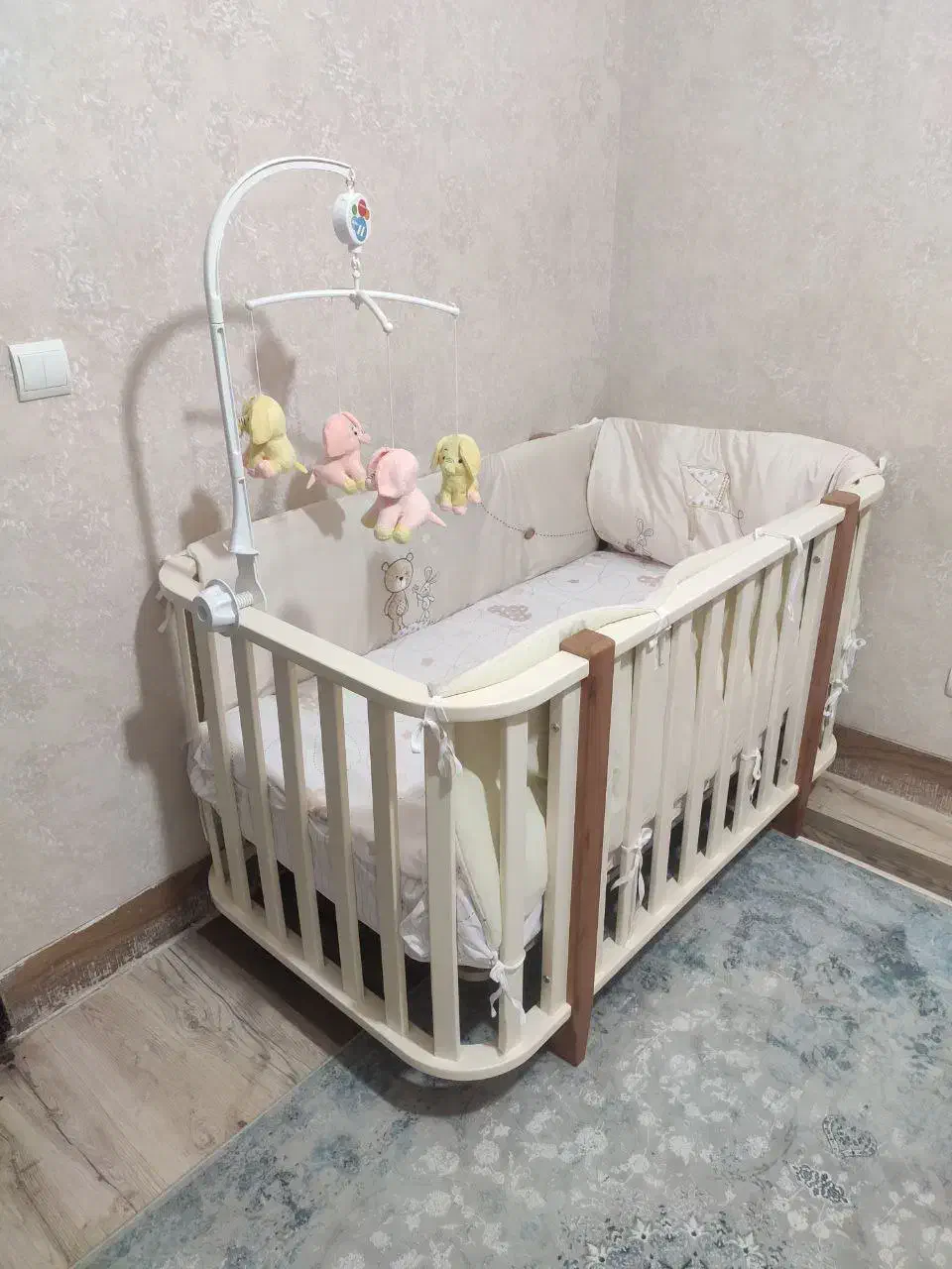 فوری تخت و تشک کودک ژیک نامبر وان|تخت و صندلی بچه|جوانرود, |دیوار