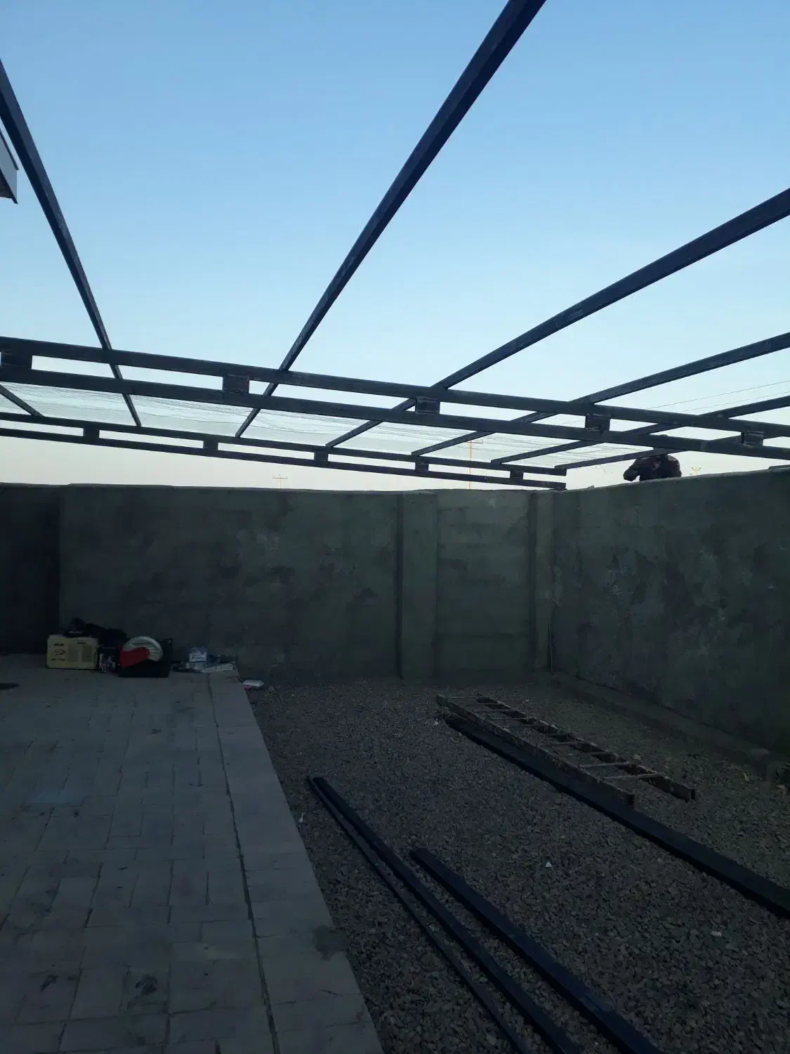 انواع جوشکاری سقف ایرانیتی پذیرفته میشود|خدمات پیشه و مهارت|گناباد, |دیوار