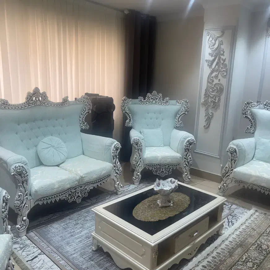 مبل ‌جلو مبلی تمیز و سالم|مبلمان خانگی و میز عسلی|محمدشهر, محمدشهر|دیوار