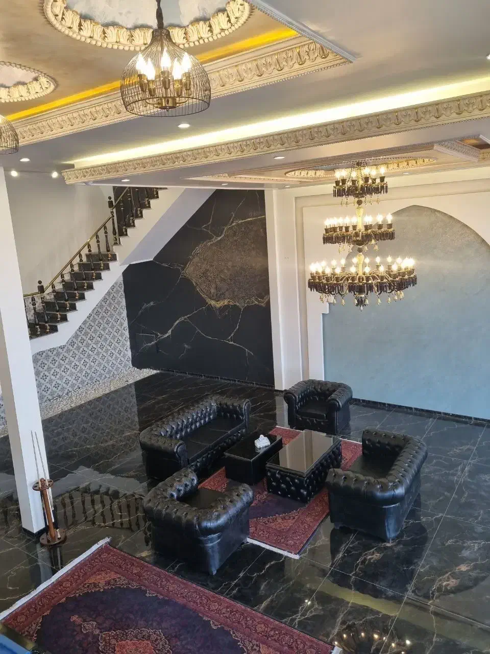 اجاره روزانه عمارت لوکس رویال|اجارهٔ کوتاه‌مدت ویلا و باغ|تهران, تهرانپارس شرقی|دیوار