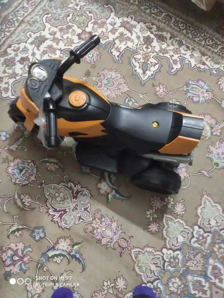 سه چرخه شارژی|اسباب‌بازی بچه|آبیک, |دیوار