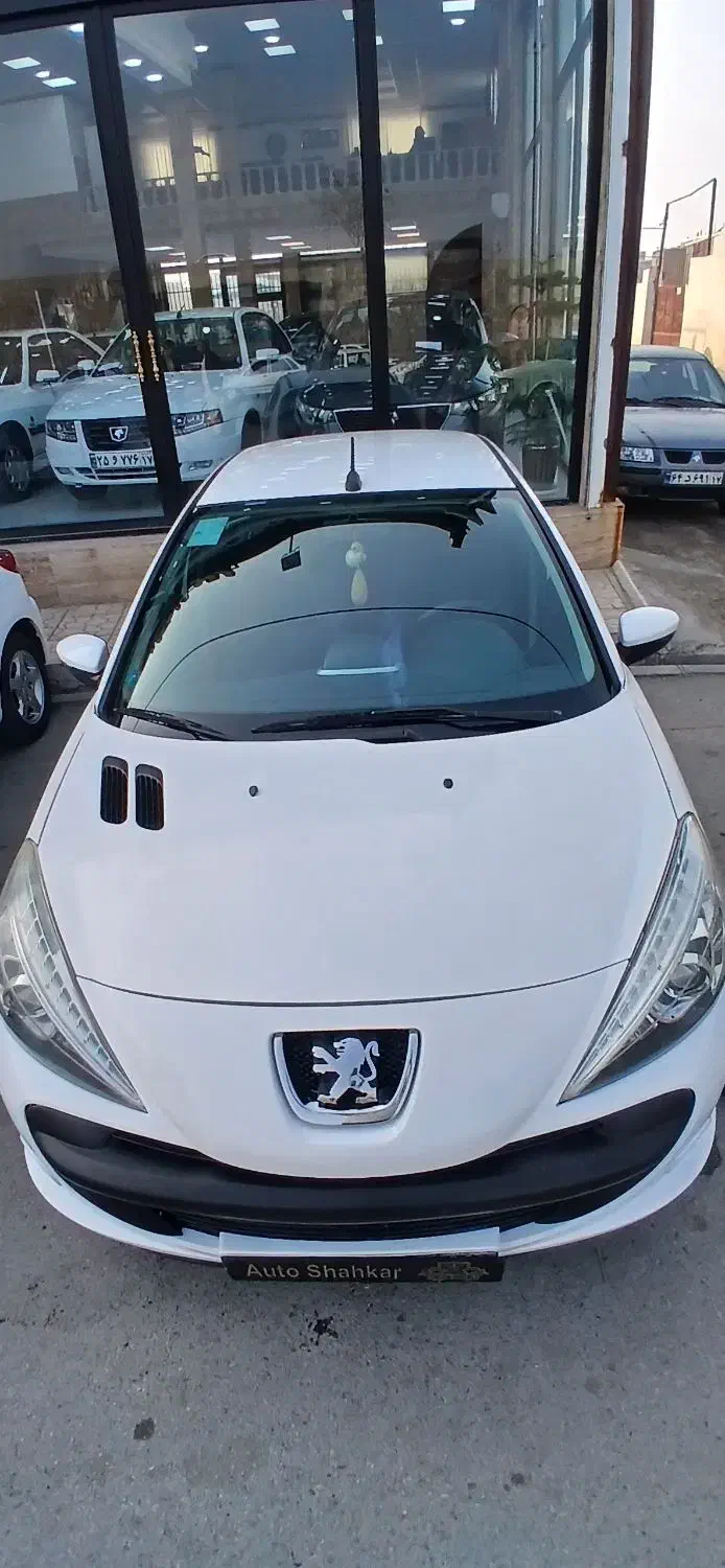 207 سقف فلز مدل ۹۶ در حد|خودرو سواری و وانت|ارومیه, |دیوار