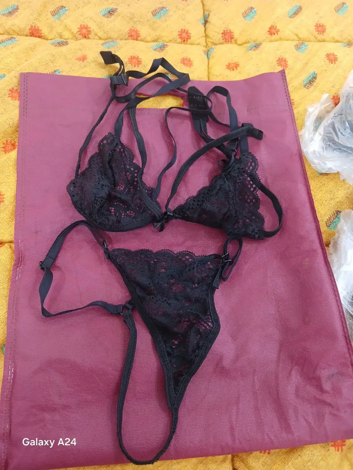 تعدادی لباس زنانه|لباس|گرگان, |دیوار