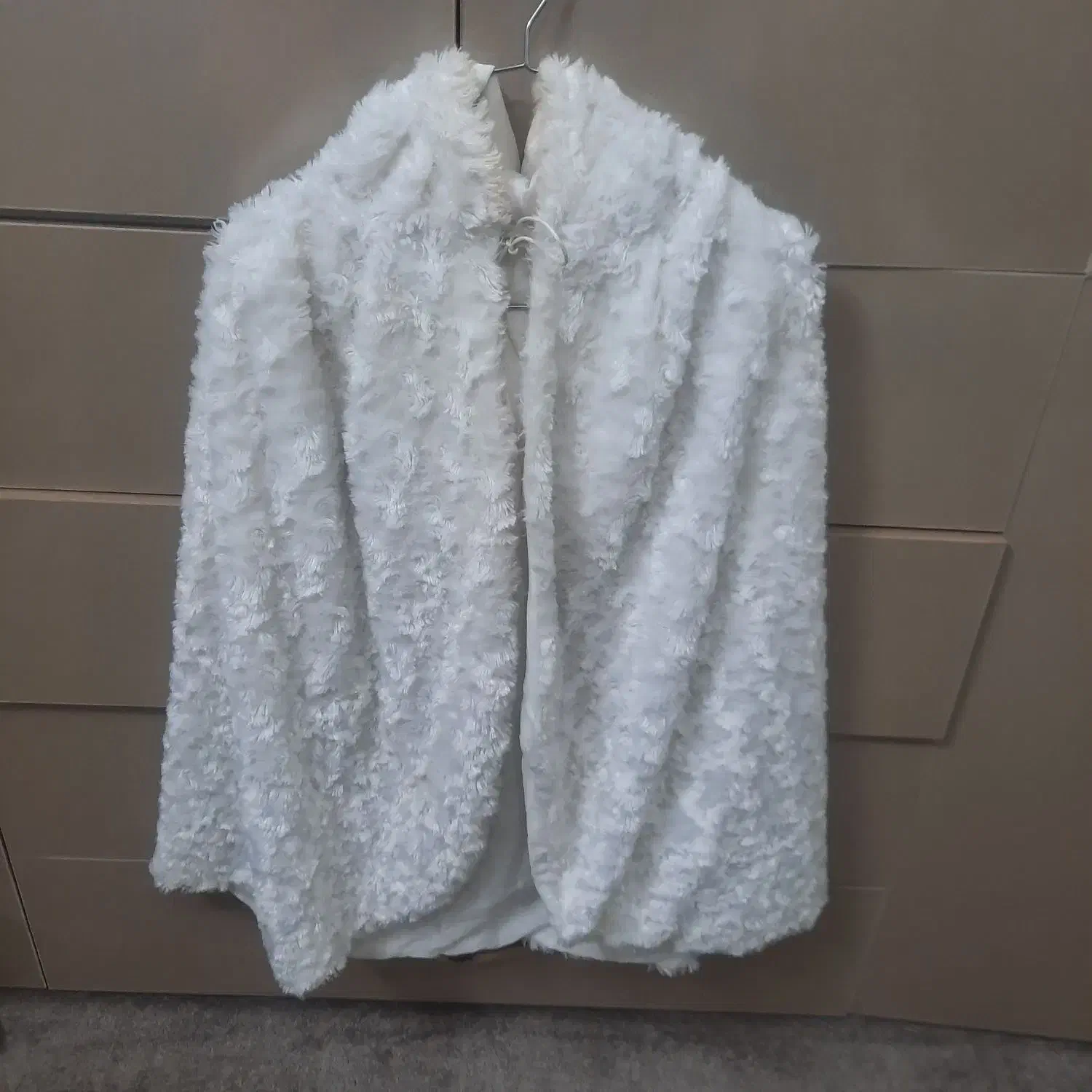 شنل عروس|لباس|بروجرد, |دیوار