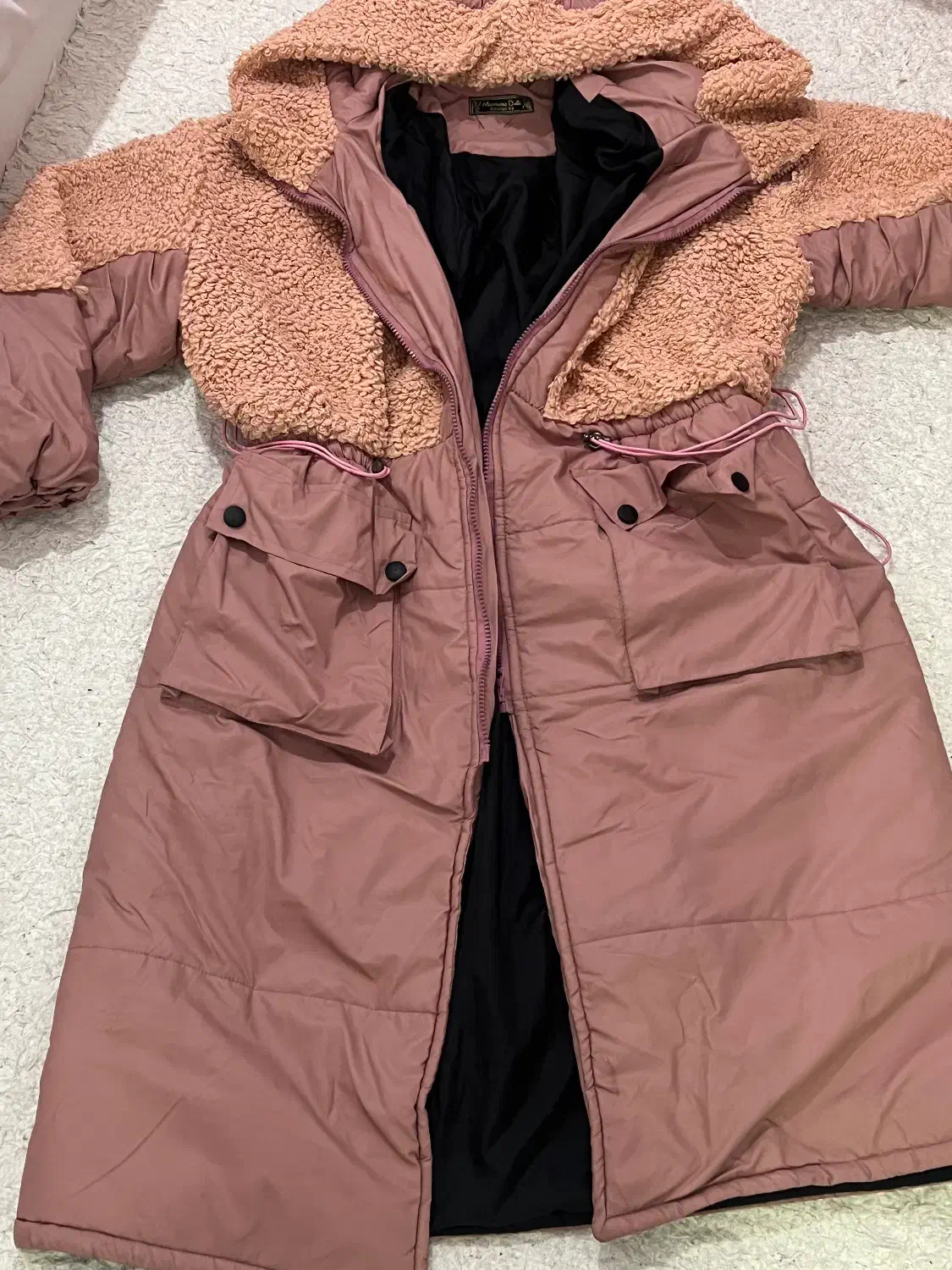 کاپشن نو فقط ۳۹۰|لباس|میانه, |دیوار