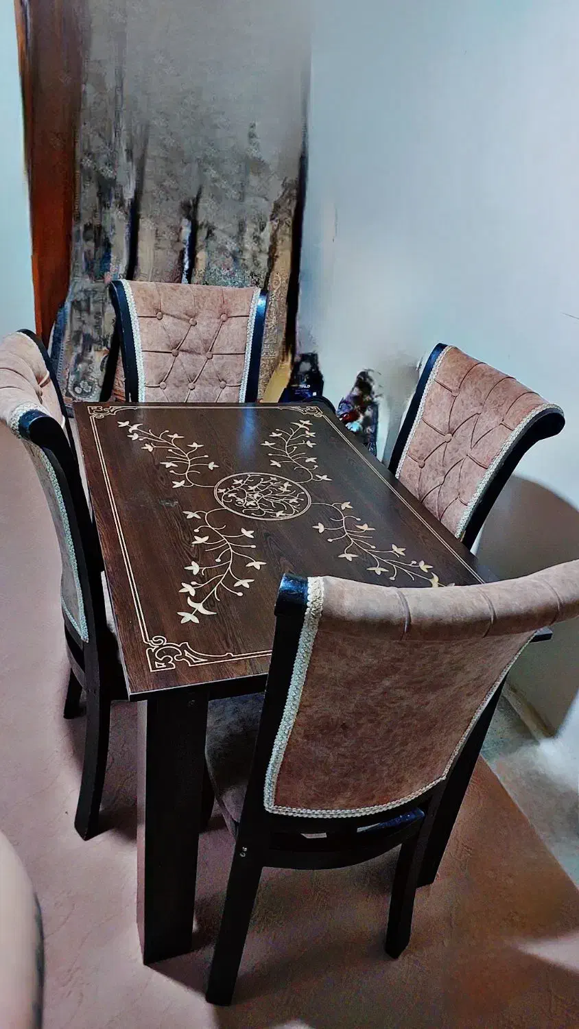 میزناهارخوری ۴ نفره کارکرده|میز و صندلی غذاخوری|نوشهر, |دیوار