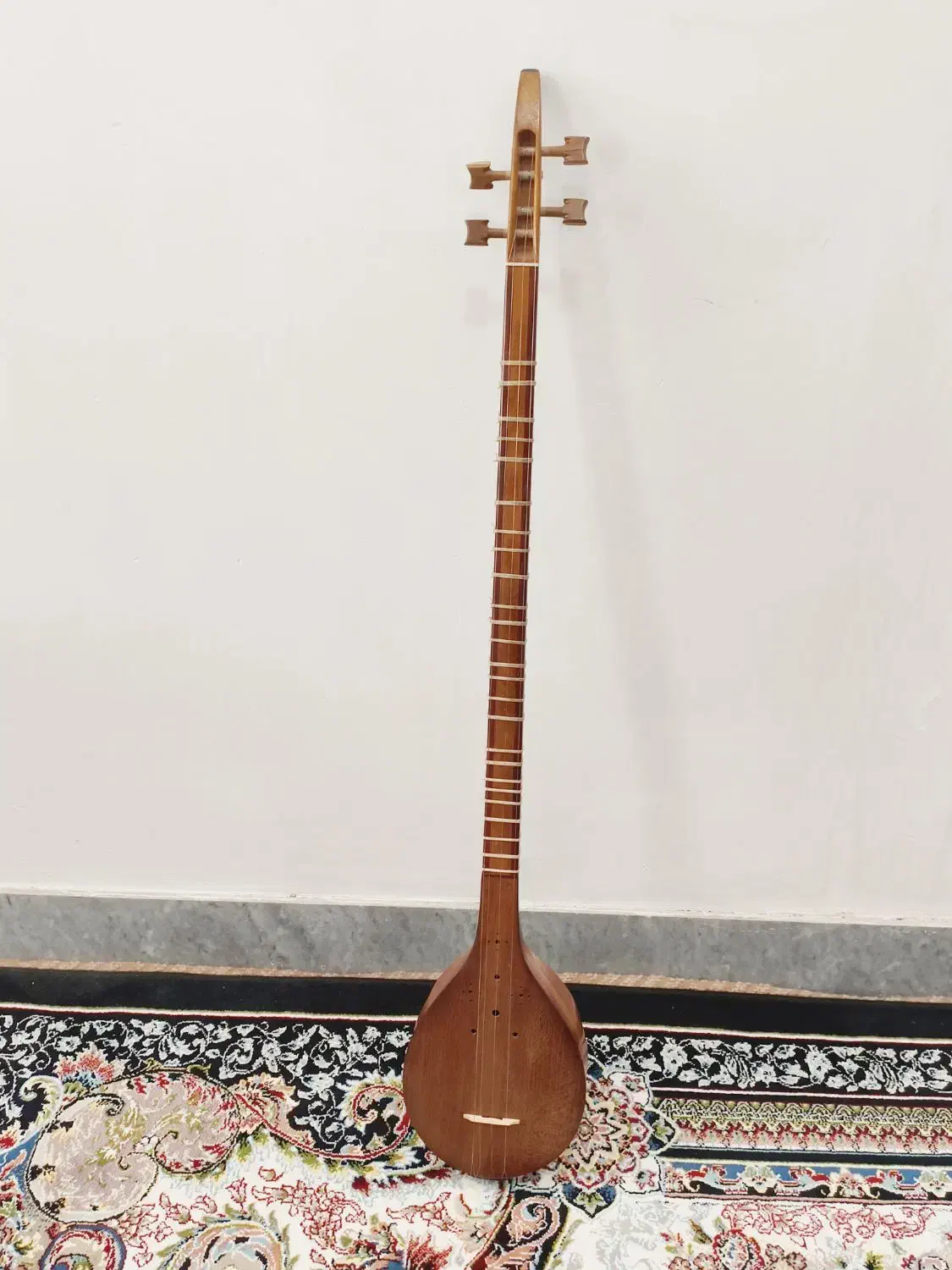 فروش سه تار پنجه قنبری|سازهای سنتی|شهرکرد, |دیوار