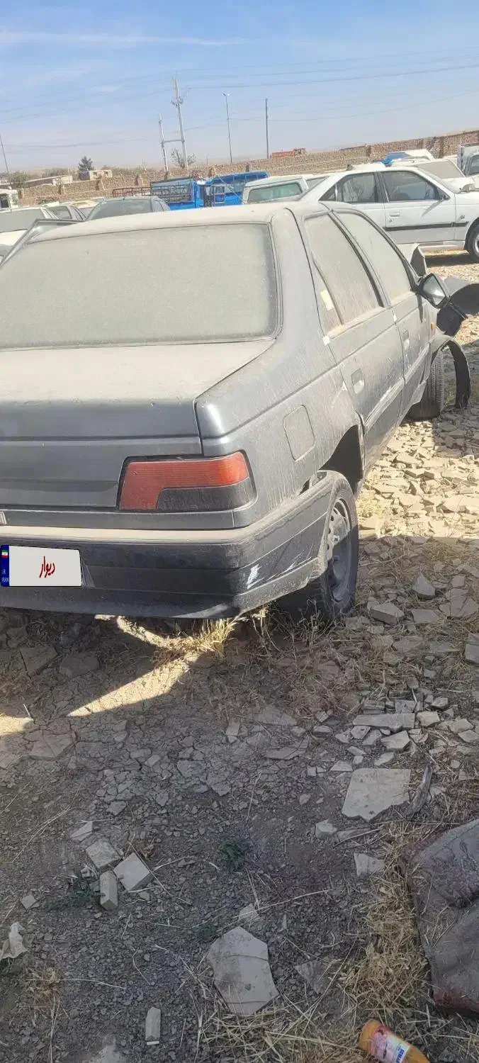 پژو۲۰۰۰تصادفی100میلیون|خودرو سواری و وانت|بروجرد, |دیوار