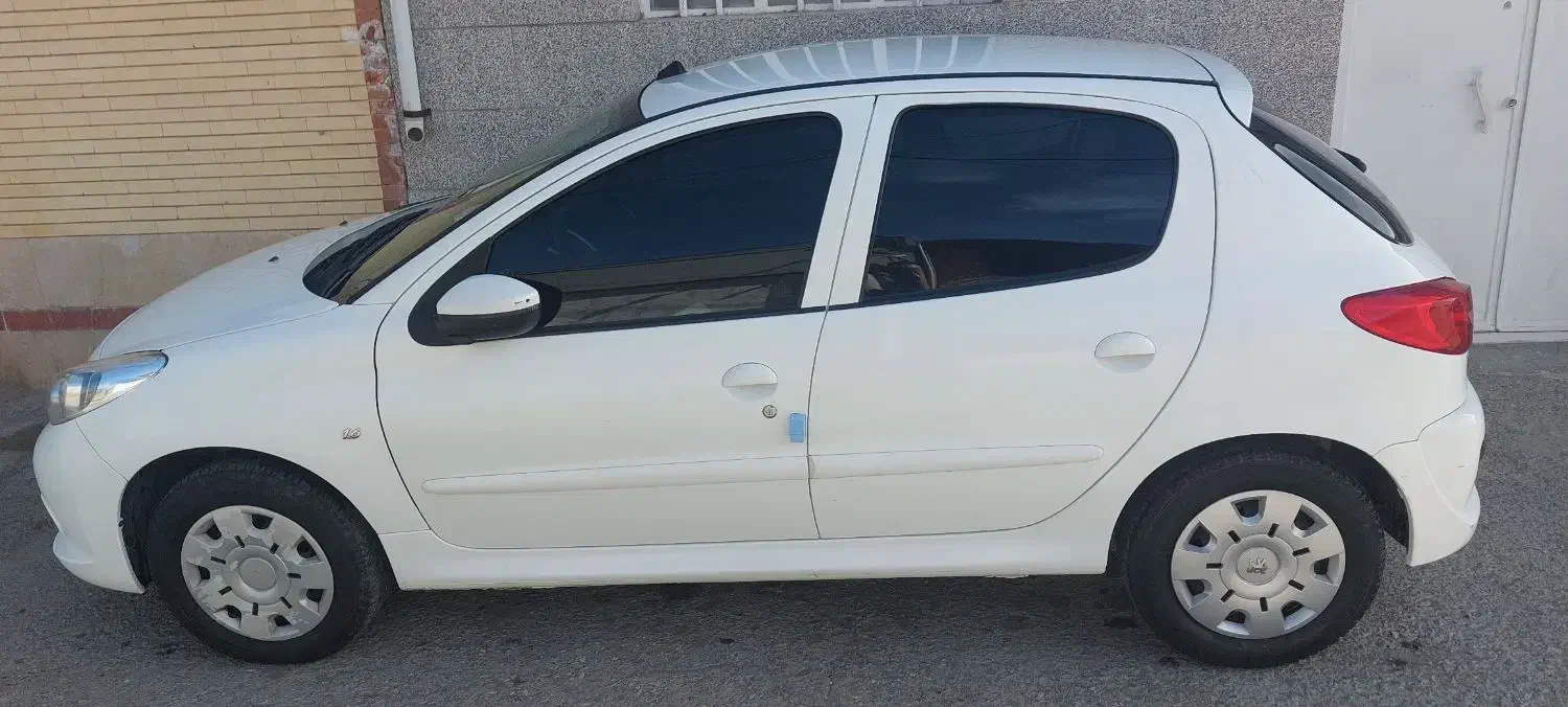 207 مدل1401 برج۸|خودرو سواری و وانت|کرمان, |دیوار