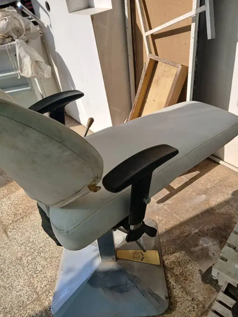 لوازم تخت اپلاسیون صندلی آرایش و کمد باکس ناخن|آرایشگاه و سالنهای زیبایی|گنبد کاووس, |دیوار