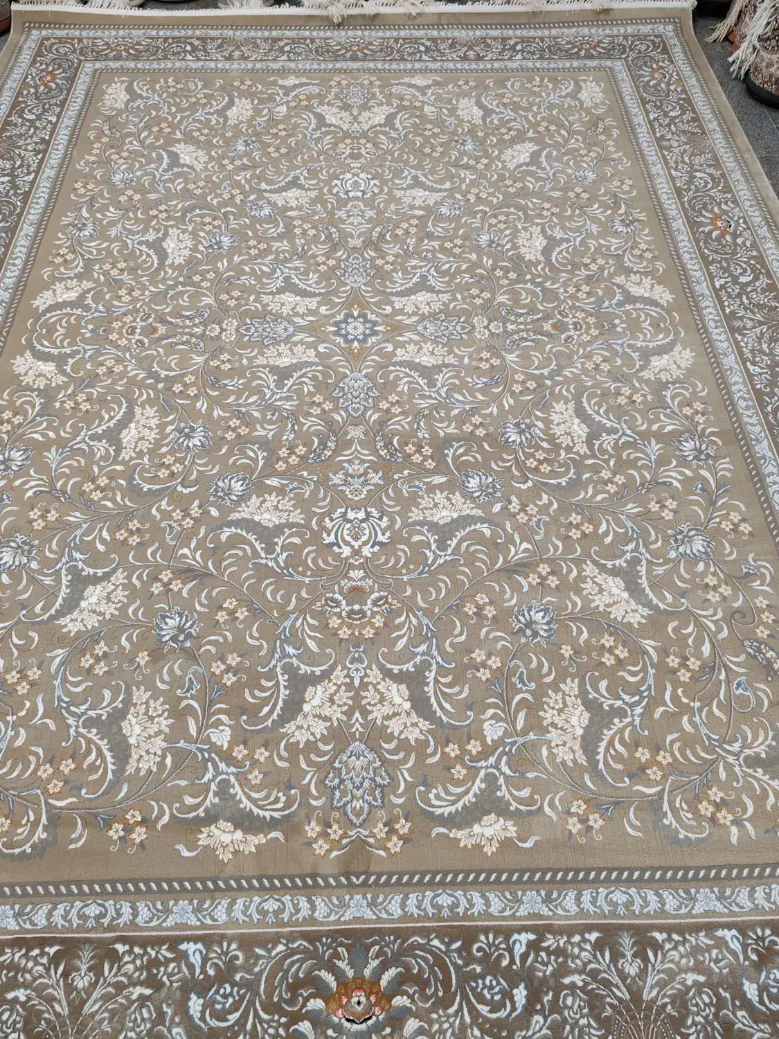 2تخته 12متری نو و اکبند افشان طرح ناز گل شکلاتی|فرش|قم, نیروگاه|دیوار