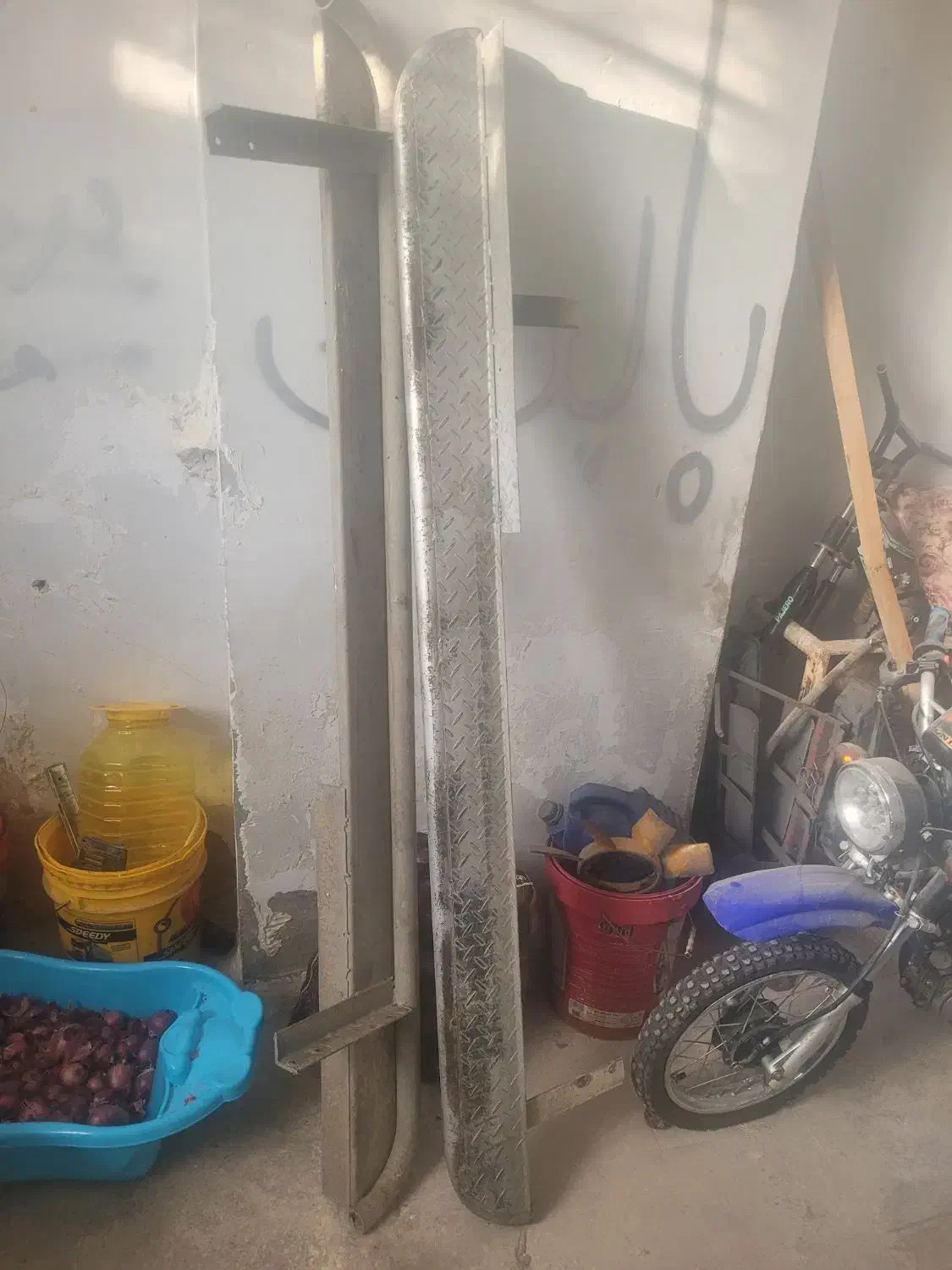 آینه نیسان پایه رکابی،نیسان سپر|قطعات یدکی و لوازم جانبی|گلپایگان, |دیوار