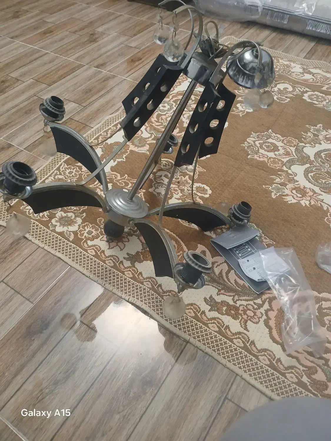 لوستر پنج لامپ|لوستر و چراغ آویز|رشت, استقامت ۲|دیوار