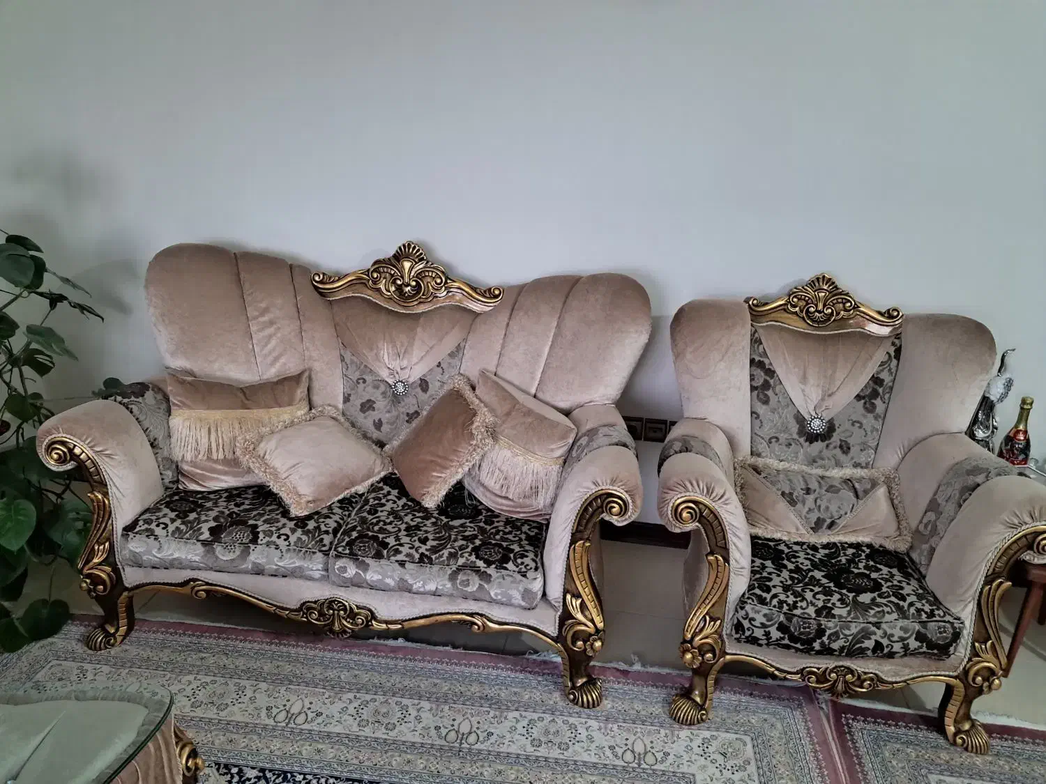 مبل کلاسیک|مبلمان خانگی و میز عسلی|تهران, کوهک|دیوار