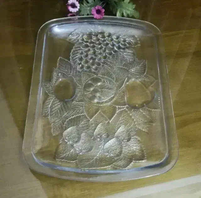 دیس میوه خوری قدیمی|کلکسیون اشیاء عتیقه|رشت, پیرسرا|دیوار