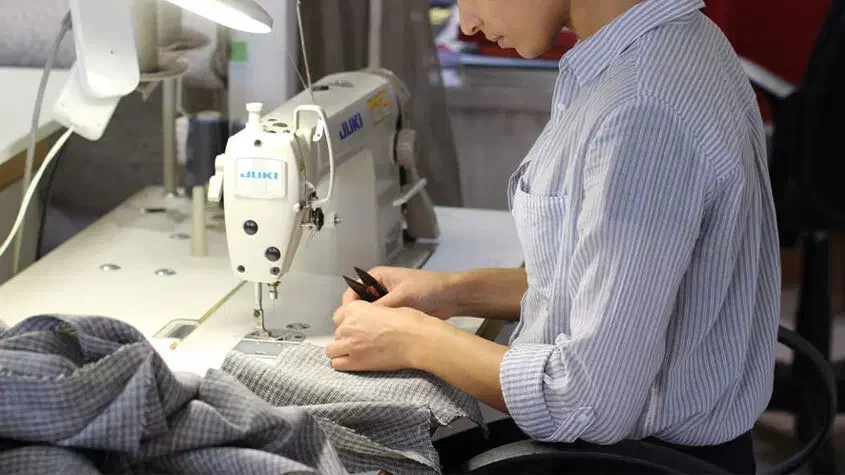 خیاطی بیرون بر|استخدام صنعتی، فنی، مهندسی|لاهیجان, یوسف آباد|دیوار