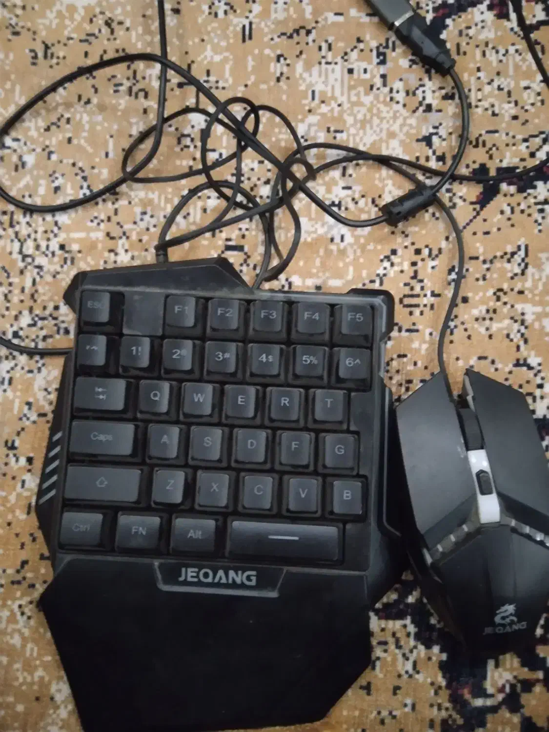 منی موس کیبورد که به گوشی وصل میشود|قطعات و لوازم جانبی رایانه|فردیس, شهرک شهید حسینی|دیوار