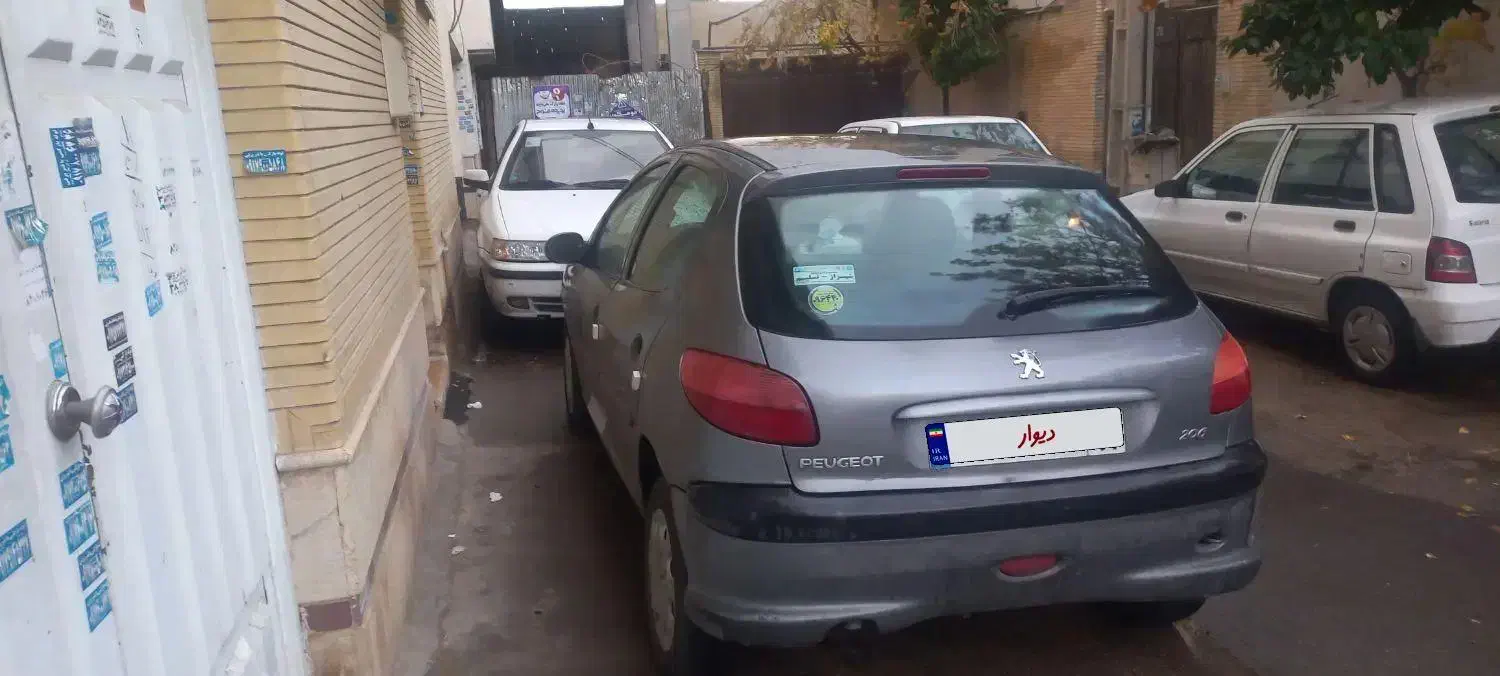 ۲۰۶|خودرو سواری و وانت|شیراز, شهرک امیر کبیر|دیوار