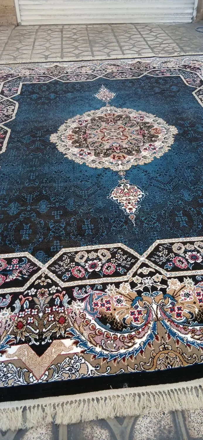 فرش۱۲متری ماشینی یک جفت ۲تخته سالم درحد|فرش|تهران, کیانشهر|دیوار