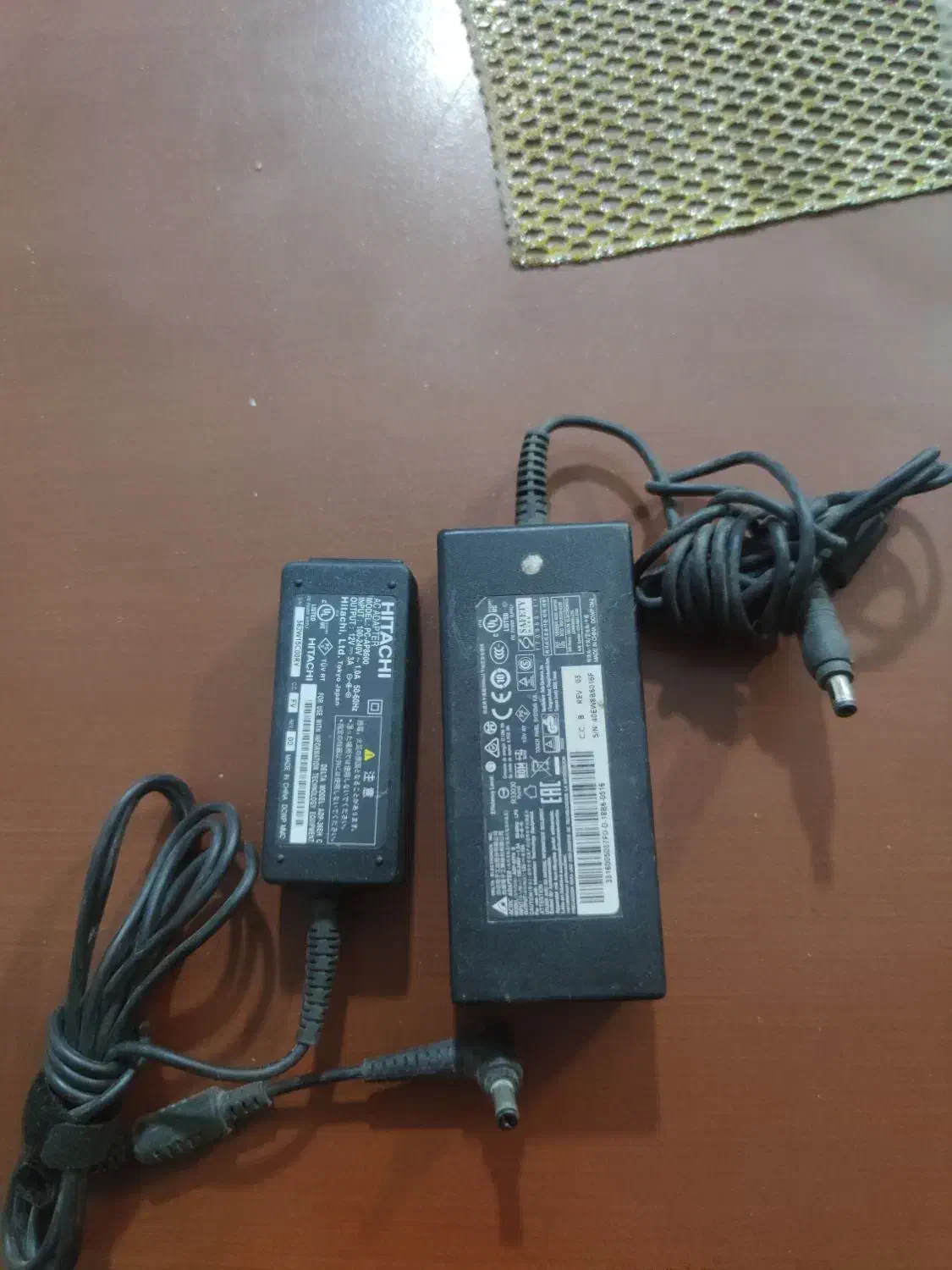 ترانس استوک اصلی  12 ولت  3 امپر واقعی|قطعات و لوازم جانبی رایانه|مشهد, حضرت حجت|دیوار