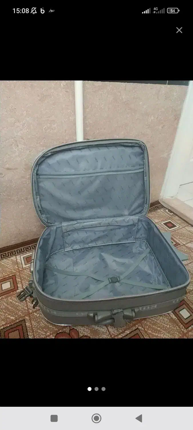 چمدان|کفش و لباس بچه|سنندج, |دیوار