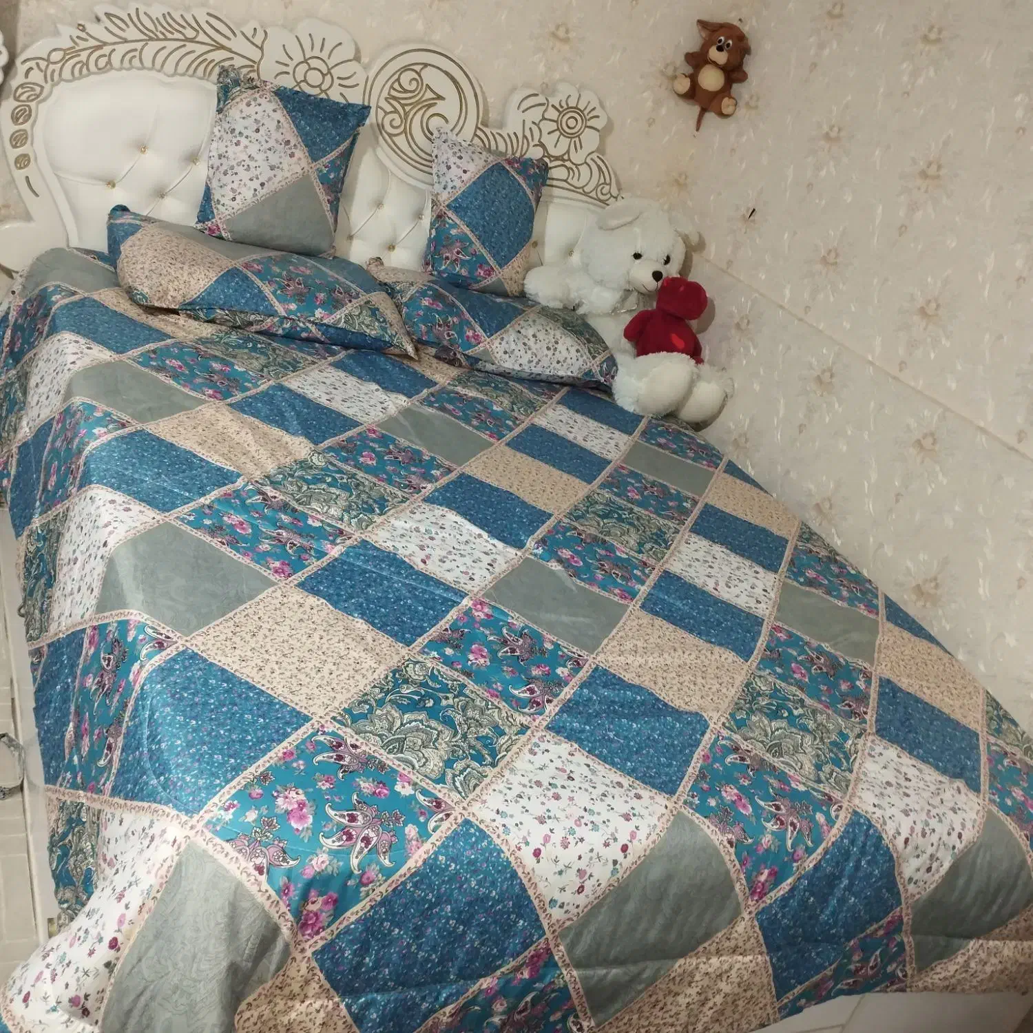 تخت خواب دونفره|تخت و سرویس خواب|قم, جمکران|دیوار